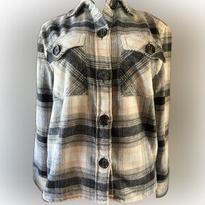 BB Dakota Steve Madden Black & Cream Plaid Long Sleeve